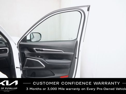 Certified 2023 Kia Telluride S w/ S Sunroof Package image 15