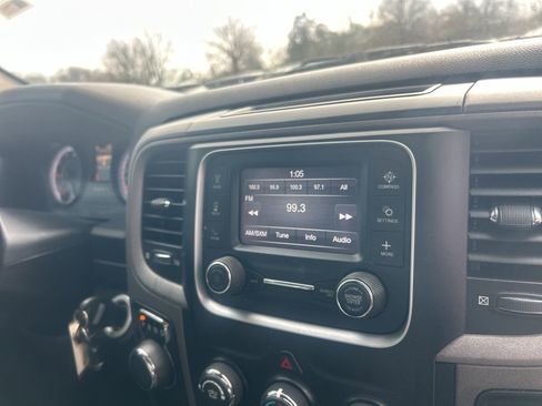 Used 2024 RAM 1500 Tradesman w/ Chrome Appearance Group image 9