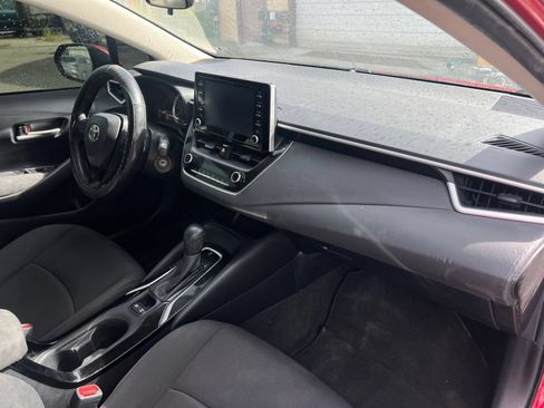 Used 2020 Toyota Corolla LE w/ Carpet Mat Package (TMS) FWD image 16