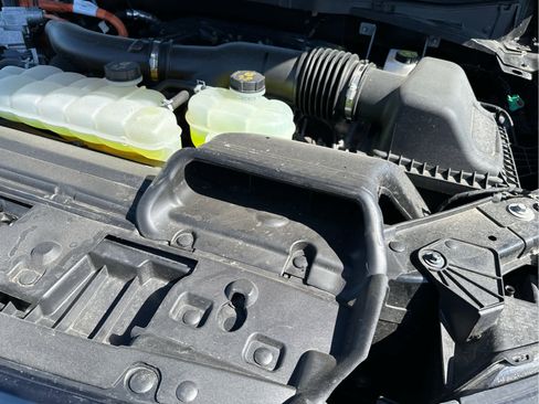 Used 2025 Ford F150 XLT w/ Equipment Group 302A MID image 20