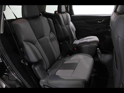 Used 2024 Subaru Ascent Onyx Edition AWD/4WD image 18