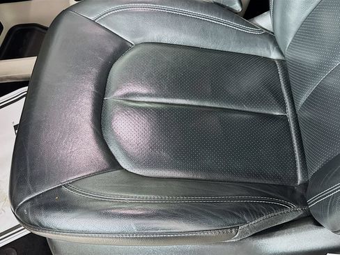 Used 2022 Chrysler Pacifica Touring-L FWD image 19