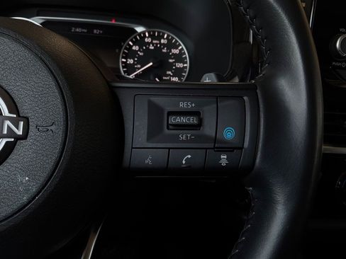 Used 2025 Nissan Pathfinder SV FWD image 36