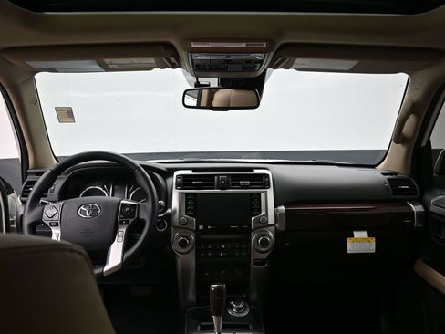 Used 2023 Toyota 4Runner Limited image 32