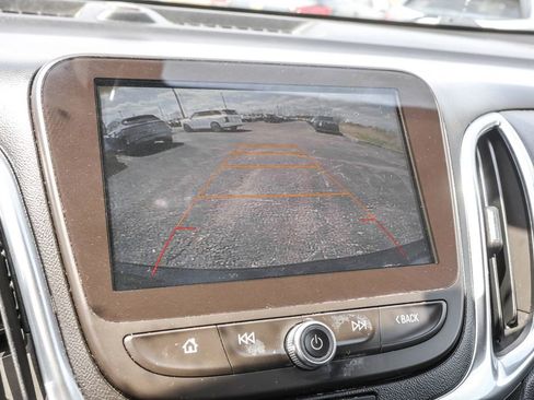 Used 2018 Chevrolet Equinox LT w/ Sun & Infotainment Package FWD image 7