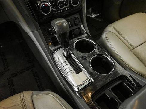 Used 2014 Buick Enclave Leather image 12