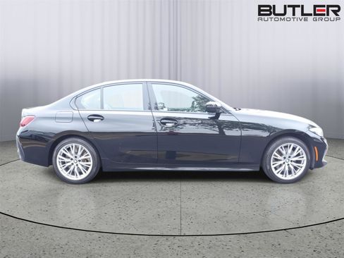 Used 2023 BMW 330i Sedan w/ Driving Assistance Package RWD image 8