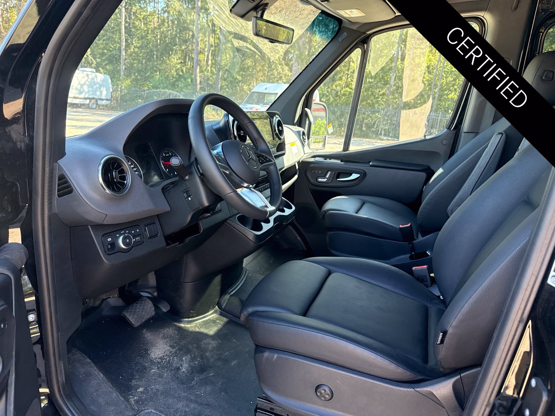 Used 2026 Mercedes-Benz Sprinter 2500 image 9