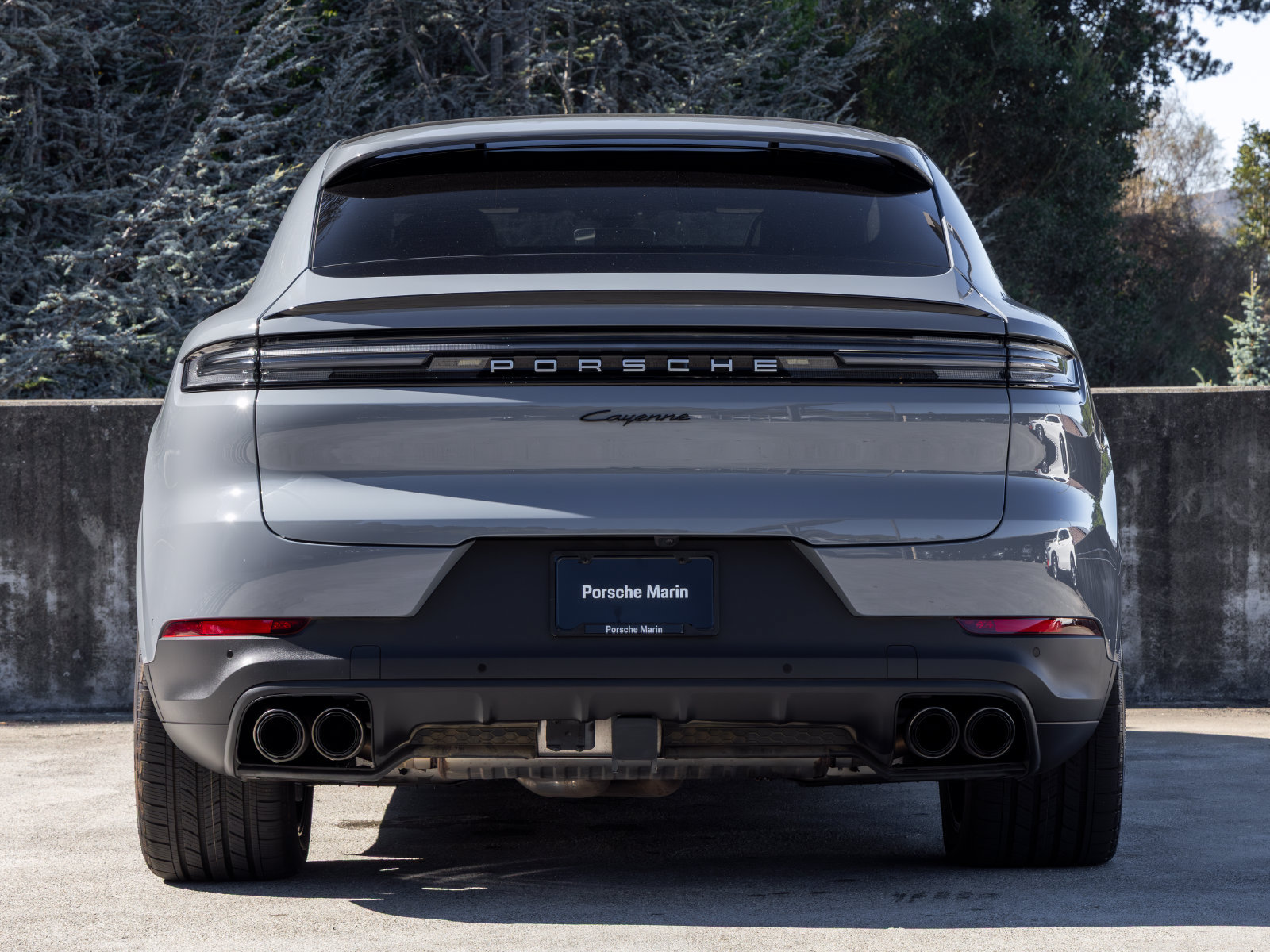 Certified 2024 Porsche Cayenne Coupe AWD/4WD image 10