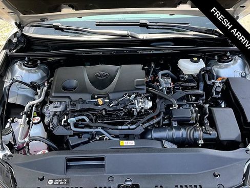 Used 2025 Toyota Camry LE FWD image 28