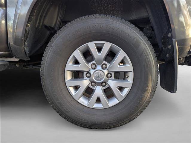 Used 2019 Toyota Tacoma SR5 RWD image 13