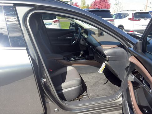 Used 2025 MAZDA CX-30 2.5 Turbo w/ Premium Plus Pkg AWD/4WD image 19