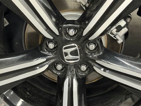 Used 2024 Honda Accord Sport image 17