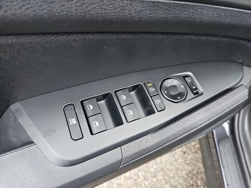 New 2026 Kia Sportage LX image 17