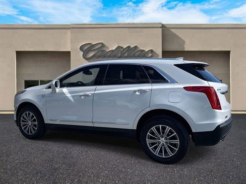 Used 2017 Cadillac XT5 Luxury w/ Driver Awareness Package image 5