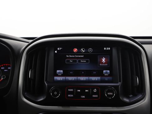 Used 2015 GMC Canyon SLT image 16