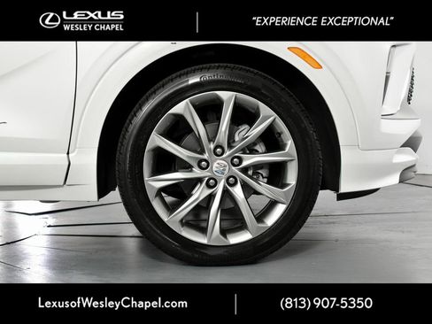 Used 2024 Buick Encore GX Avenir w/ Avenir Technology Package image 5