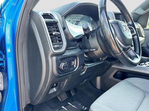 Used 2022 RAM 1500 Big Horn AWD/4WD image 10
