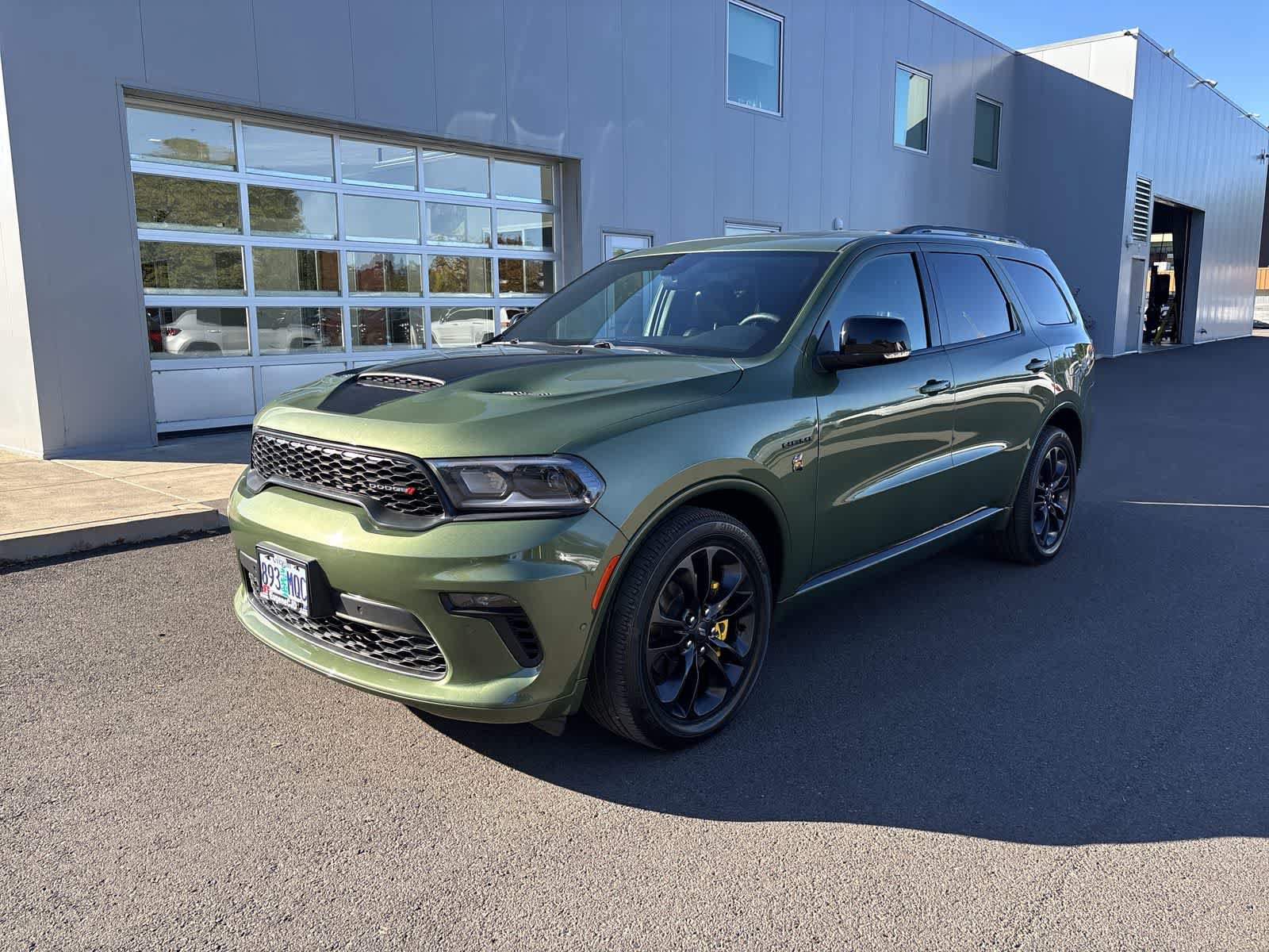 Used 2021 Dodge Durango R/T w/ Blacktop Package AWD/4WD image 1