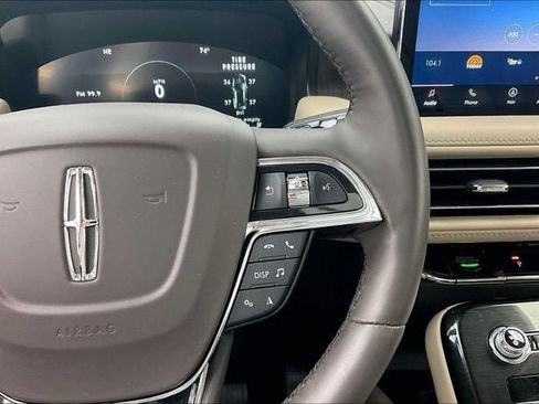 Used 2022 Lincoln Nautilus Reserve w/ Equipment Group 201A AWD/4WD image 24