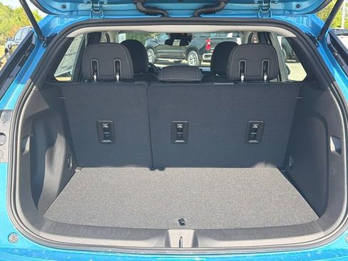 New 2027 Chevrolet Bolt LT image 18