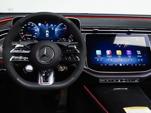 New 2026 Mercedes-Benz E 53 AMG e 4MATIC Sedan image 14