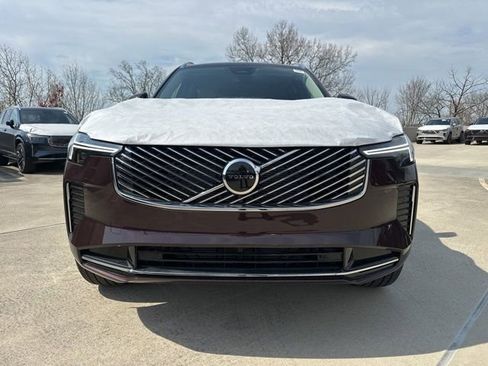 New 2026 Volvo XC90 B5 Core w/ Protection Package image 2