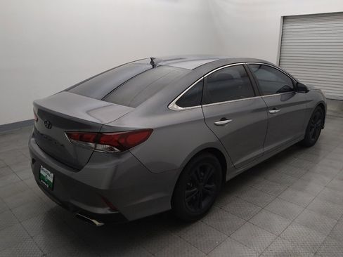 Used 2018 Hyundai Sonata SEL w/ Tech Package 02 image 9