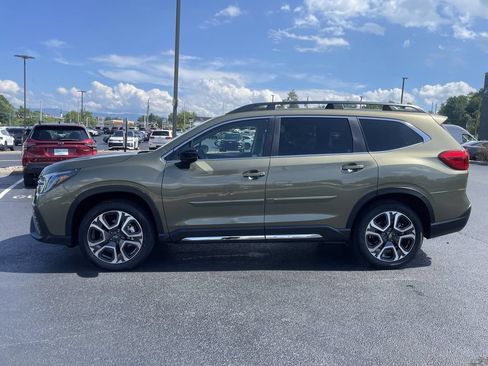 Certified 2026 Subaru Ascent Limited AWD/4WD image 3