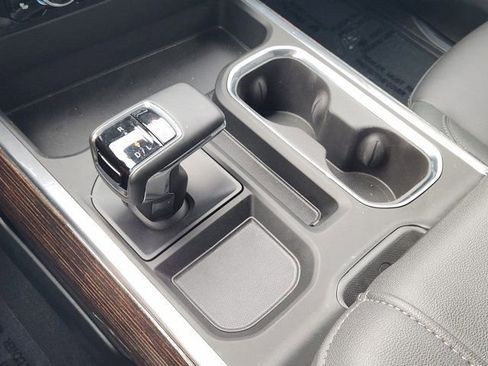 Used 2025 GMC Sierra 1500 Elevation w/ Elevation Premium Package image 22