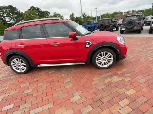 Used 2021 MINI Cooper Countryman S FWD image 2