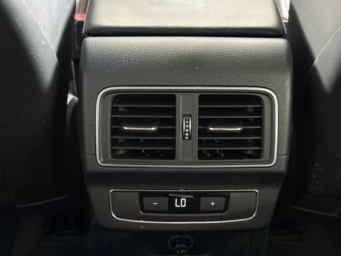 Used 2018 Audi SQ5 Prestige w/ Prestige Package AWD/4WD image 16