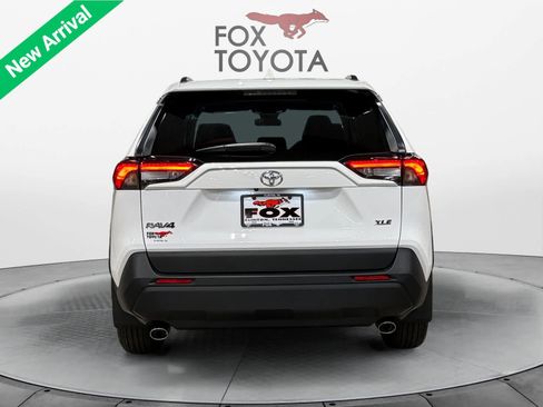 Used 2024 Toyota RAV4 XLE w/ Convenience Package FWD image 5
