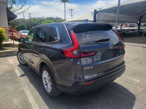 Used 2025 Honda CR-V EX image 10