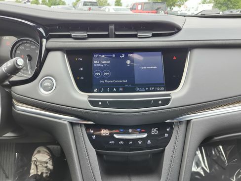 Used 2023 Cadillac XT5 Premium Luxury w/ Platinum Package AWD/4WD image 35