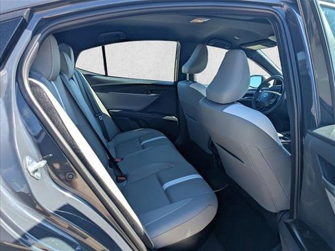 Certified 2025 Toyota Camry SE image 18