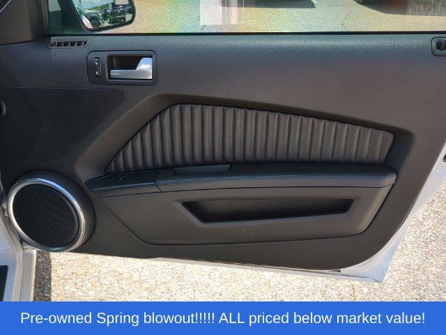 Used 2013 Ford Mustang Shelby GT500 RWD image 36