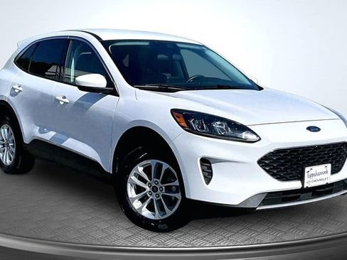 Used 2021 Ford Escape SE AWD/4WD image 3