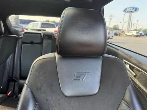 Used 2023 Ford Edge ST w/ Equipment Group 401A AWD/4WD image 35