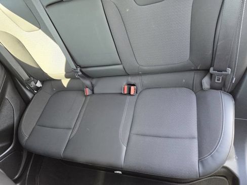 Used 2023 Buick Encore GX Select w/ Sport Touring Package FWD image 28