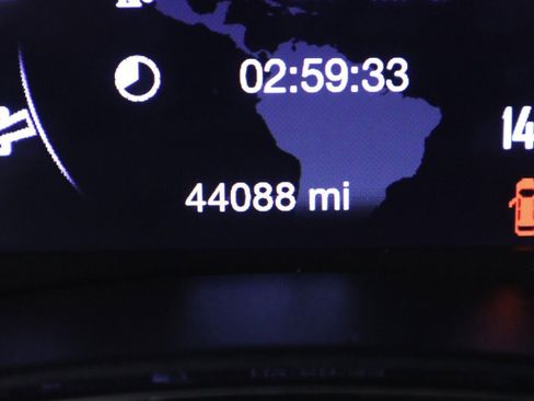 Used 2024 Dodge Durango GT image 14