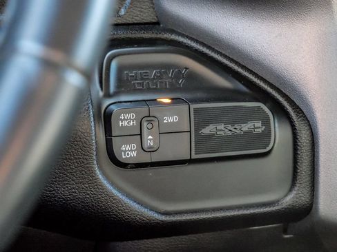 Used 2024 RAM 3500 Big Horn AWD/4WD image 32