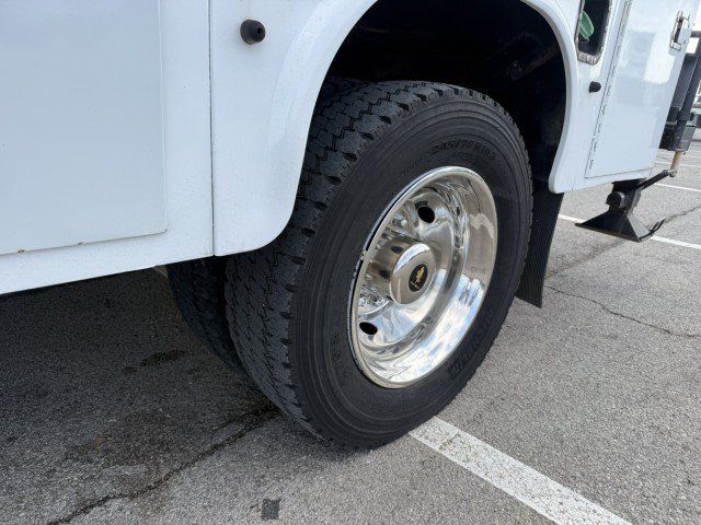 Used 2017 Ford F450 XL w/ Power Equipment Group RWD image 19