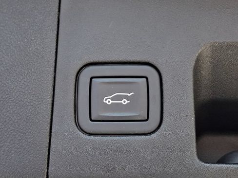 Used 2024 Cadillac XT5 Premium Luxury w/ Technology Package AWD/4WD image 29