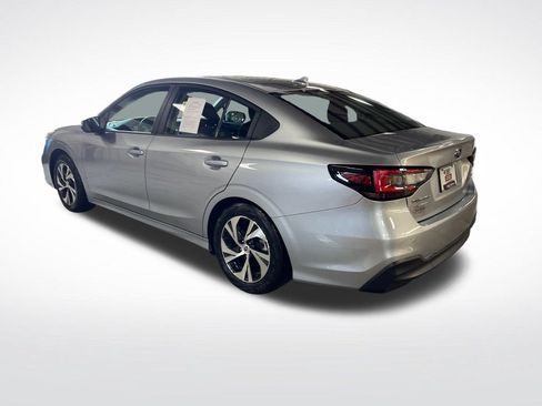 Used 2025 Subaru Legacy Premium AWD/4WD image 4