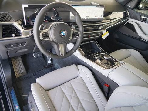 New 2026 BMW X5 sDrive40i w/ M Sport Package RWD image 11
