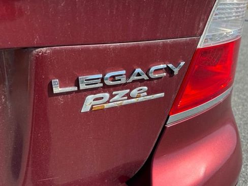 Used 2009 Subaru Legacy 2.5i Limited image 13