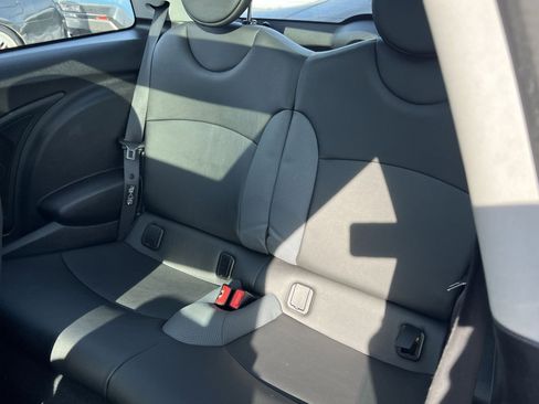 Used 2009 MINI Cooper Hardtop image 22