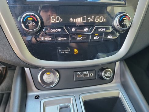 Used 2024 Nissan Murano SV FWD image 17