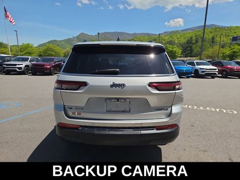 Used 2021 Jeep Grand Cherokee L Limited AWD/4WD image 6